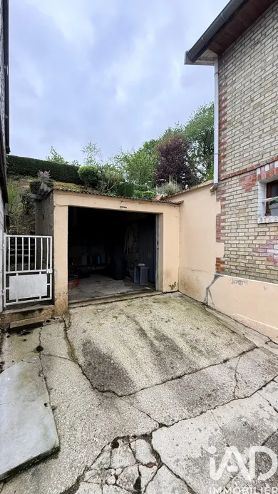 Village house in Longwé (08400)