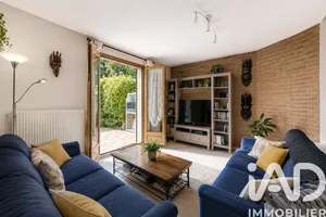 Maison à Magny-les-Hameaux (78114)