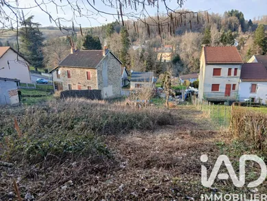 Terrain à bâtir à FERRIERES SUR SICHON (03250)