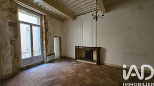 Building in Bagnols-sur-Cèze (30200)
