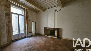 Building in Bagnols-sur-Cèze (30200)
