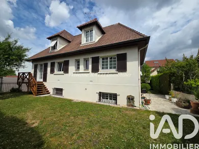 House in Carrières-sur-Seine (78420)