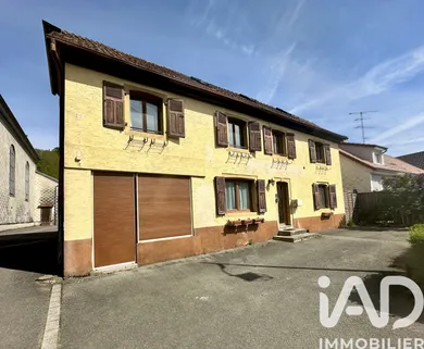 Building in Lauw (68290)