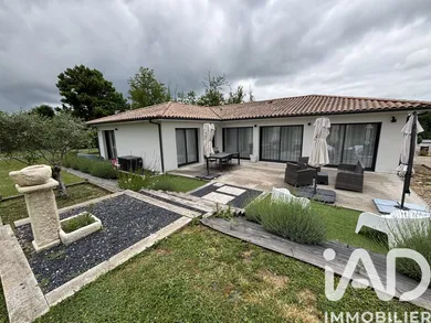 House in SALLEBOEUF (33370)