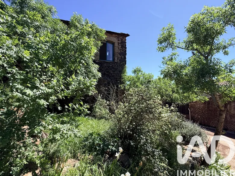 Maison 3 pièces 100 m² · à Celles · 100 m² · 334 000 €