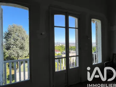 Apartment in Meudon (92190)