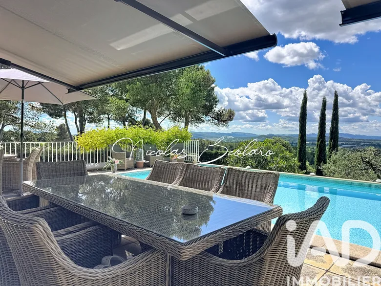 Maison 5 pièces 152 m² · à Taillades · 152 m² · 785 000 €