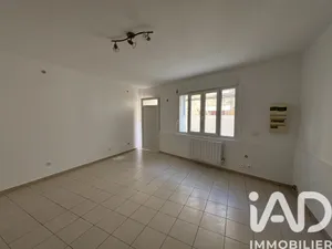 Apartment in Aramon (30390)