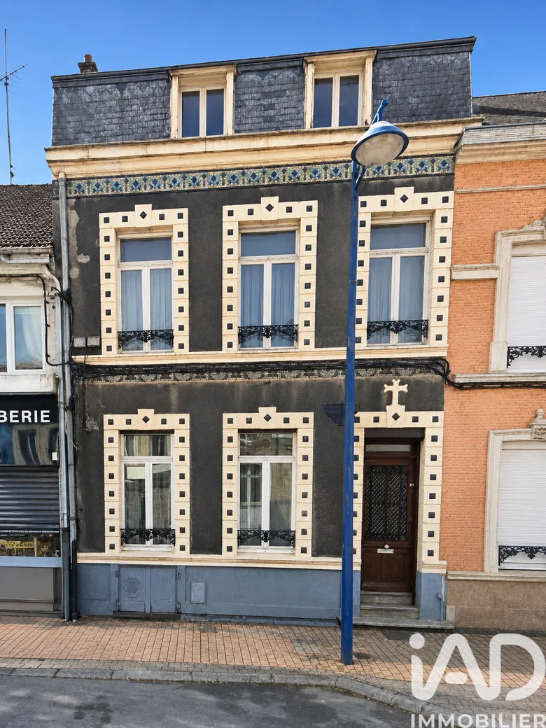 Maison 8 pièces 149 m² · à Desvres · 149 m² · 189 000 €