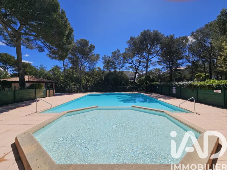 Appartement 2 pièces 45 m² · à Fréjus · 45 m² · 225 000 €