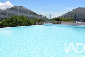 Apartment in Villeneuve-Loubet (06270)