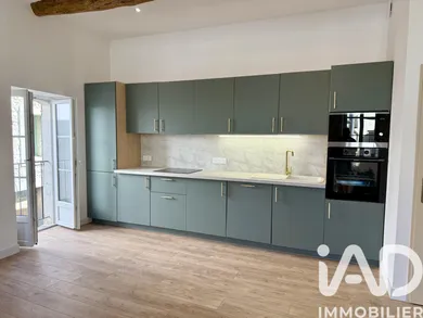 Townhouse in Valreas (84600)