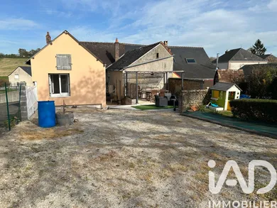 Townhouse in Marigné-Laillé (72220)