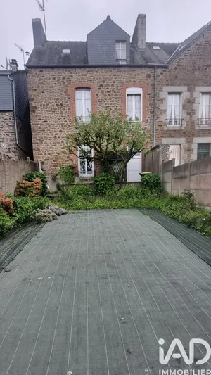 Maison de ville à Fougères (35300)