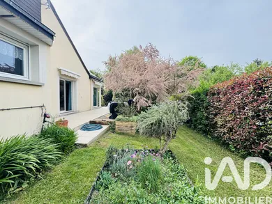 Detached house in Soudan (44110)