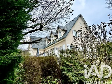 Mansion in Verrières-le-Buisson (91370)