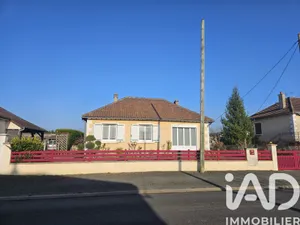 Traditional house in Vaas (72500)