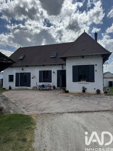Maison à Bourges (18000)