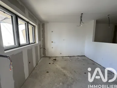 Apartment in Bègles (33130)