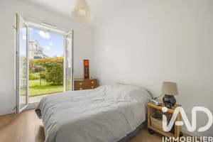Apartment in Chatou (78400)