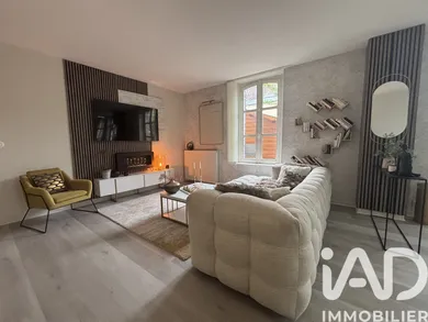 Townhouse in Troyes (10000)