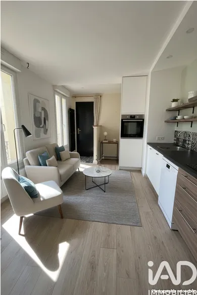 Apartment in Issy-les-Moulineaux (92130)