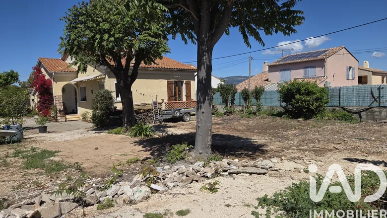 Maison 3 pièces 80 m² · à La Crau · 80 m² · 437 000 €
