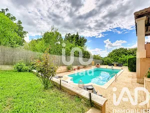 House in Roussillon (84220)