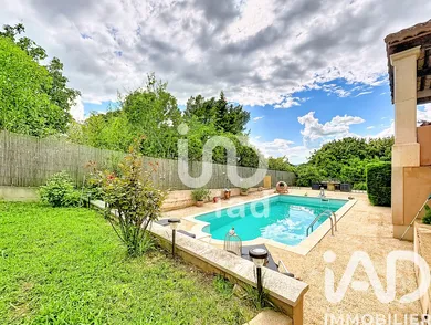 House in Roussillon (84220)