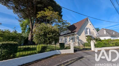 Maison à Lons (64140)