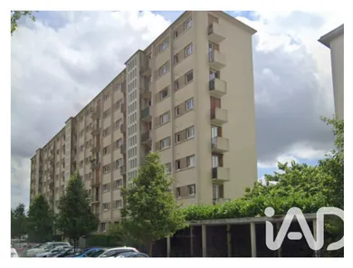 Apartment in Melun (77000)