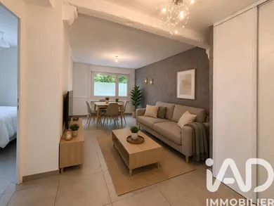 Apartment in Saint-Étienne (42100)