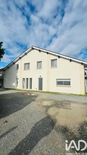 Maison de campagne à Cavignac (33620)