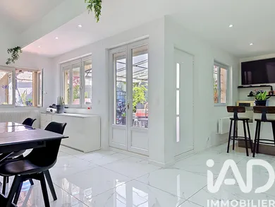 Traditional house in Maisons-Alfort (94700)
