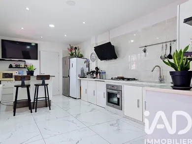 Traditional house in Maisons-Alfort (94700)