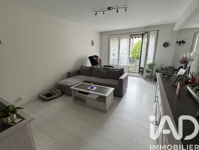 Apartment in Neuilly-sur-Marne (93330)