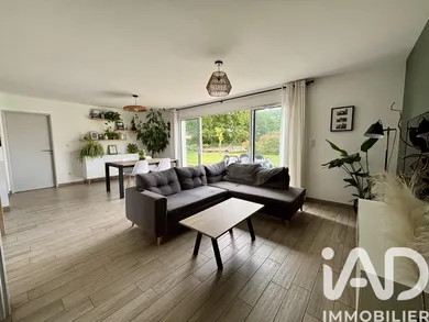 Pavillon à Nueil-les-Aubiers (79250)