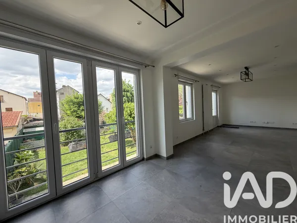 Maison à Villeneuve-Saint-Georges (94190) photo 2