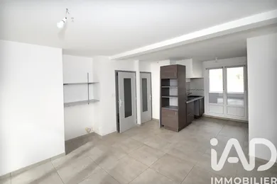 Apartment in Bourgoin-Jallieu (38300)