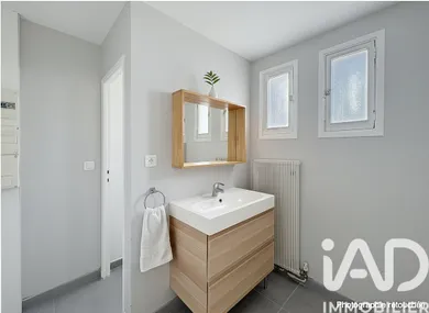 Appartement à Aix-en-Provence (13090)