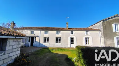 Park home in Fontenay-le-Comte (85200)
