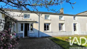 Park home in Saint-Martin-de-Fraigneau (85200)