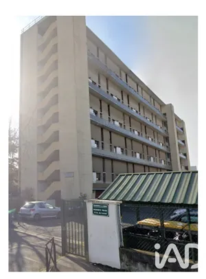 Apartment in Melun (77000)