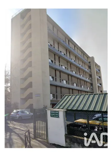 Apartment in Melun (77000)