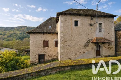 Maison de campagne à Laval-de-Cère (46130)