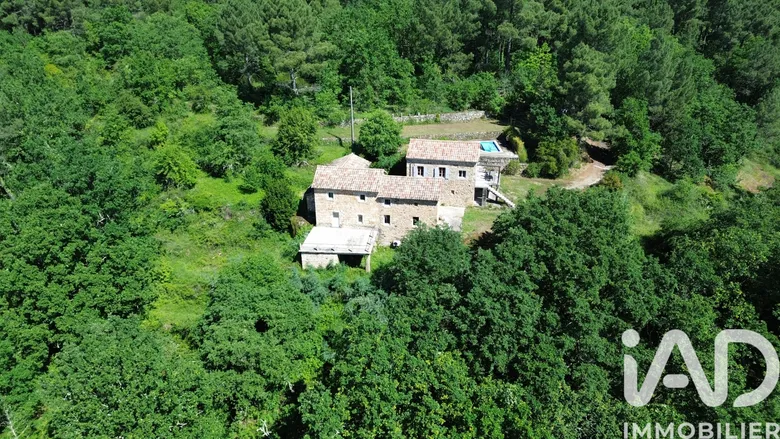 Maison 8 pièces 182 m² · à Rosières · 182 m² · 495 000 €