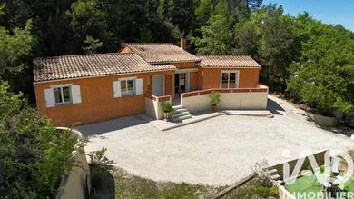 Traditional house in Connaux (30330)