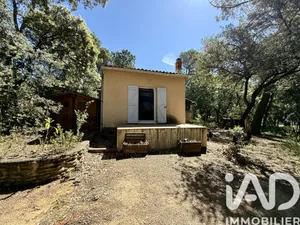 Maison à Uchaux (84100)