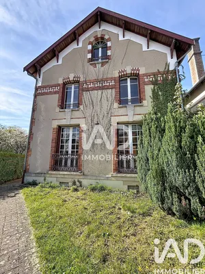 House in Vienne-le-Château (51800)