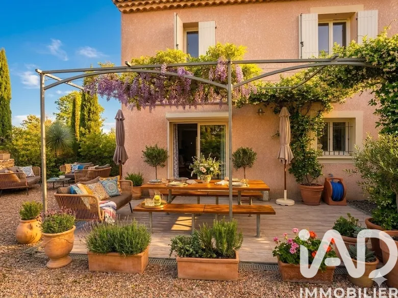 Maison 5 pièces 87 m² · à Carcès · 87 m² · 329 000 €